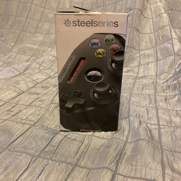 SteelSeries Nimbus wireless iphone ipad controller - Picture 4 of 10